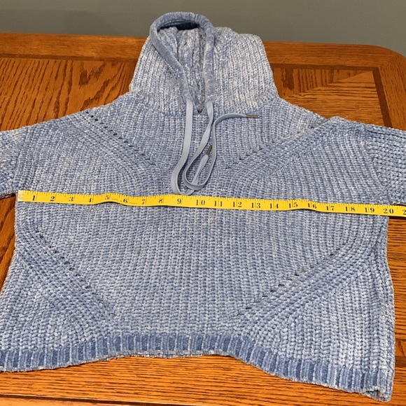EUC Derek Heart Cropped Hooded Sweater • Size Small - Picture 7 of 8